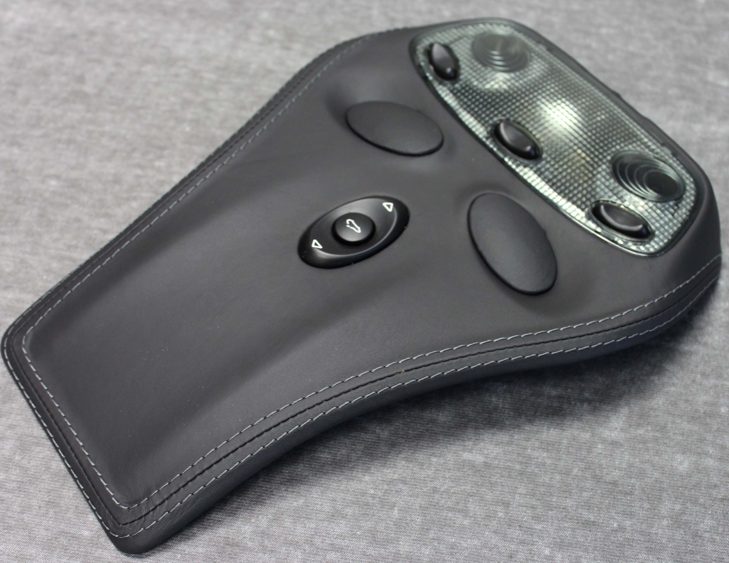 Porsche 911 997 extended leather interior light dome surround 99655555709A03 black leather deviated stitching